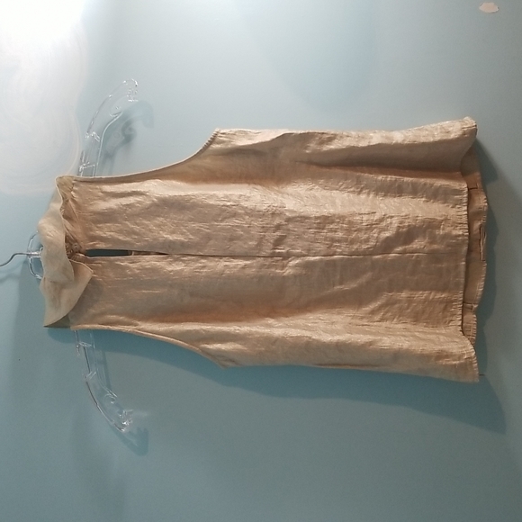 Samuel Dong gold sleeveless blouse with collar and ruffle small - Picture 2 of 10